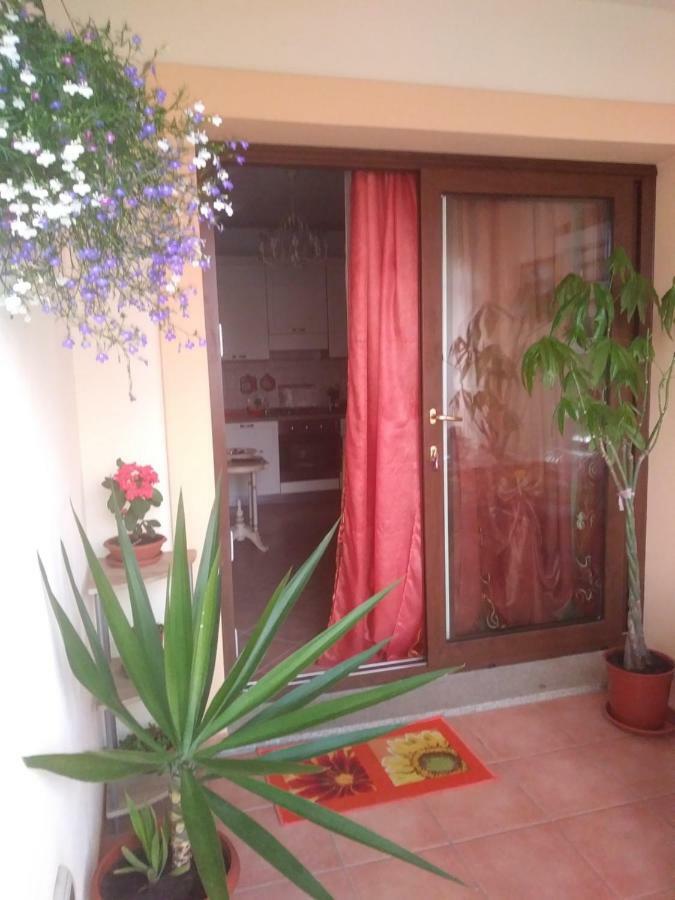 Appartamento Borgo La Vigna Trinità dʼAgultu Exterior foto