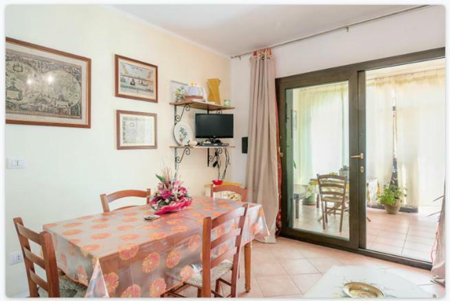 Appartamento Borgo La Vigna Trinità dʼAgultu Exterior foto